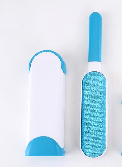 Reusable dog hair remover with self-cleaning base
