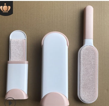 Reusable dog hair remover with self-cleaning base